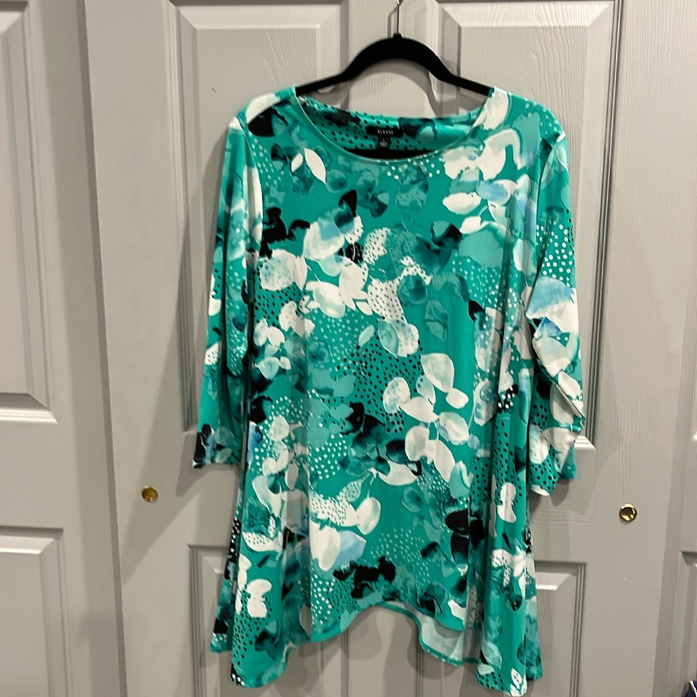 Alfani High Low Top